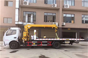 牡丹附近汽车轮胎更换